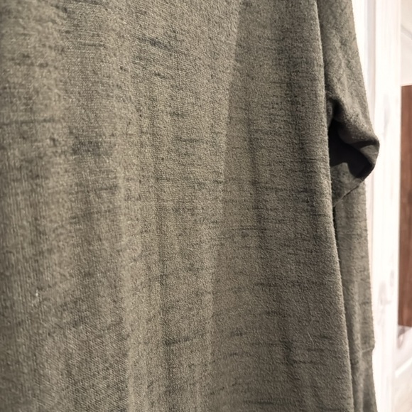 Aerie soft long sleeve - Picture 2 of 5